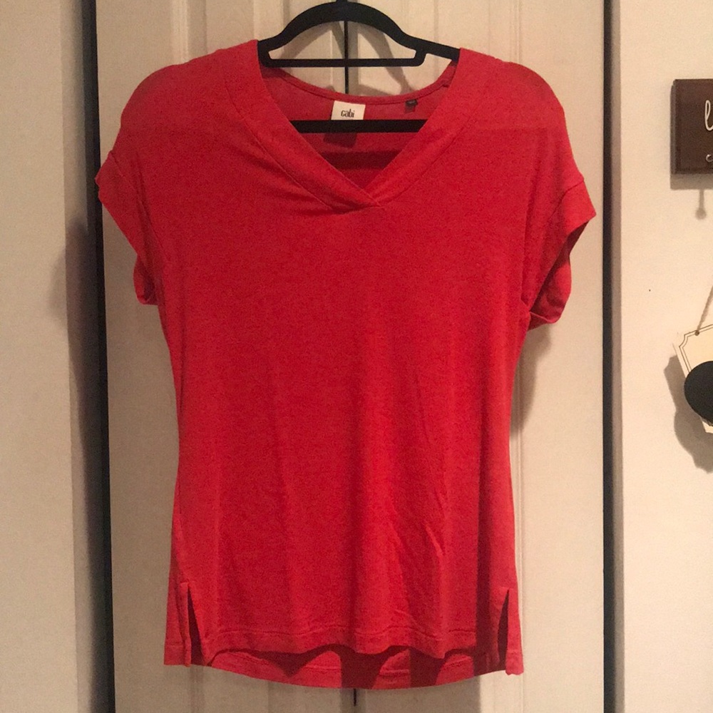 SALE! CAbi Women’s T-shirt 👚